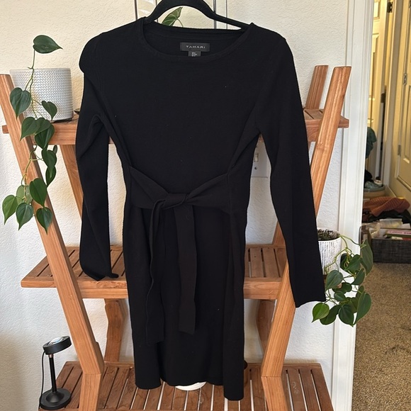 Tahari Black Front Tie Sweater Dress Size Medium - Picture 1 of 6
